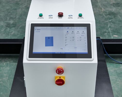 Automated Palletizing Machine for Packing Products, Featuring Suction-Based Stacking and Built-in Collision Detection